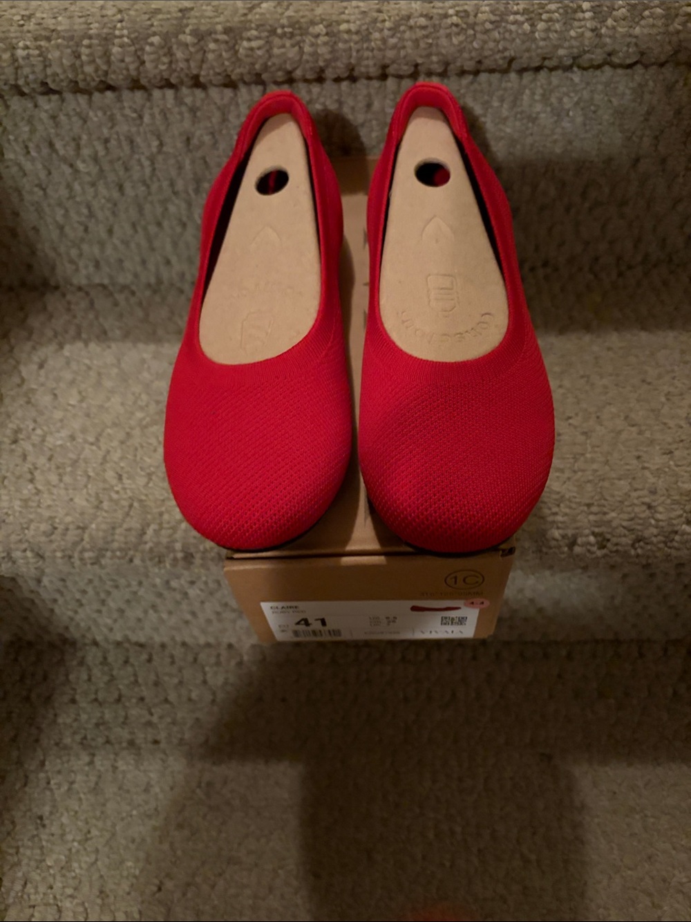 VIVAIA Claire Ballet Flats in Ruby Red